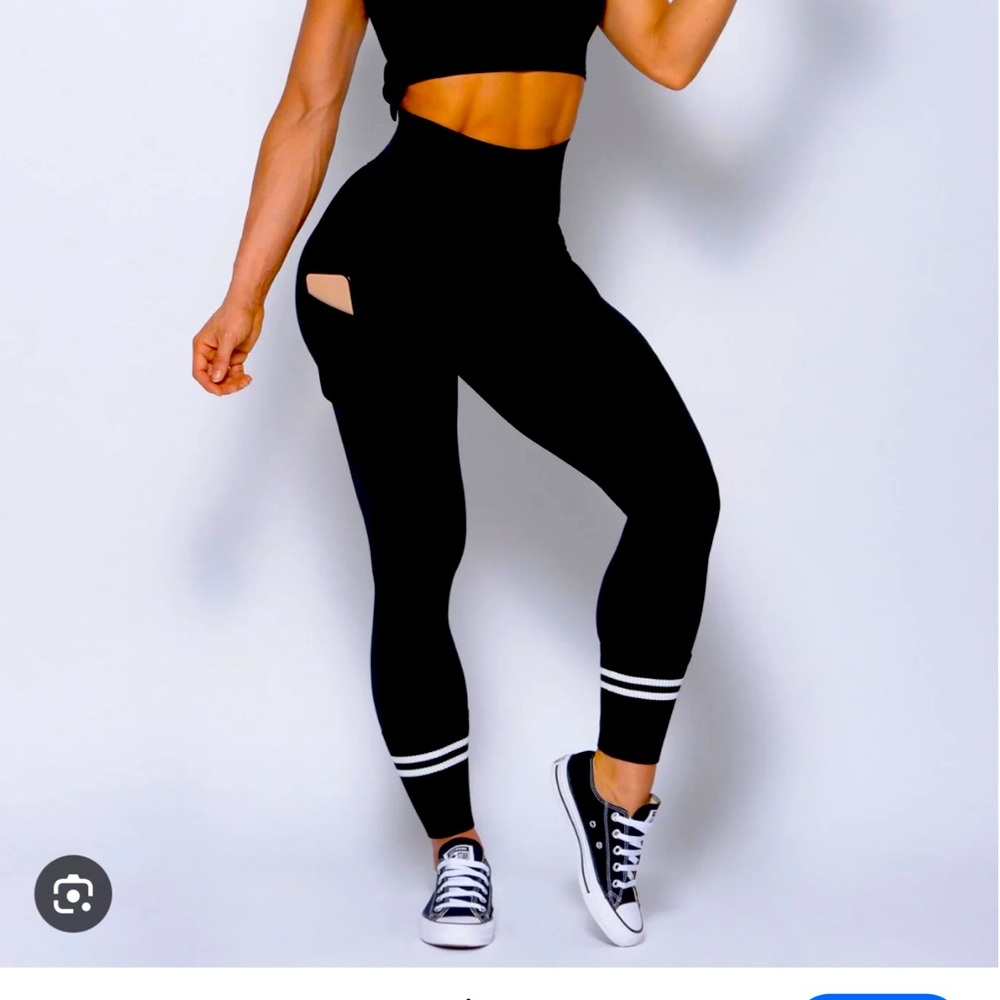 Bombshell sportswear leggings. Sock leggings black in size XS. With bag